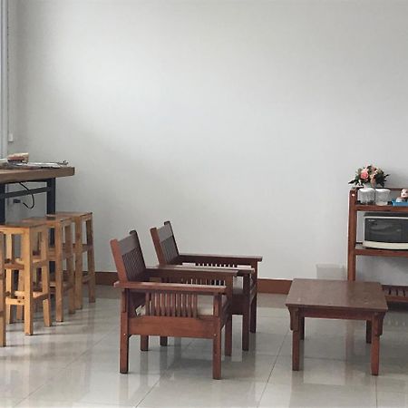 Ud Residence Udon Thani Buitenkant foto