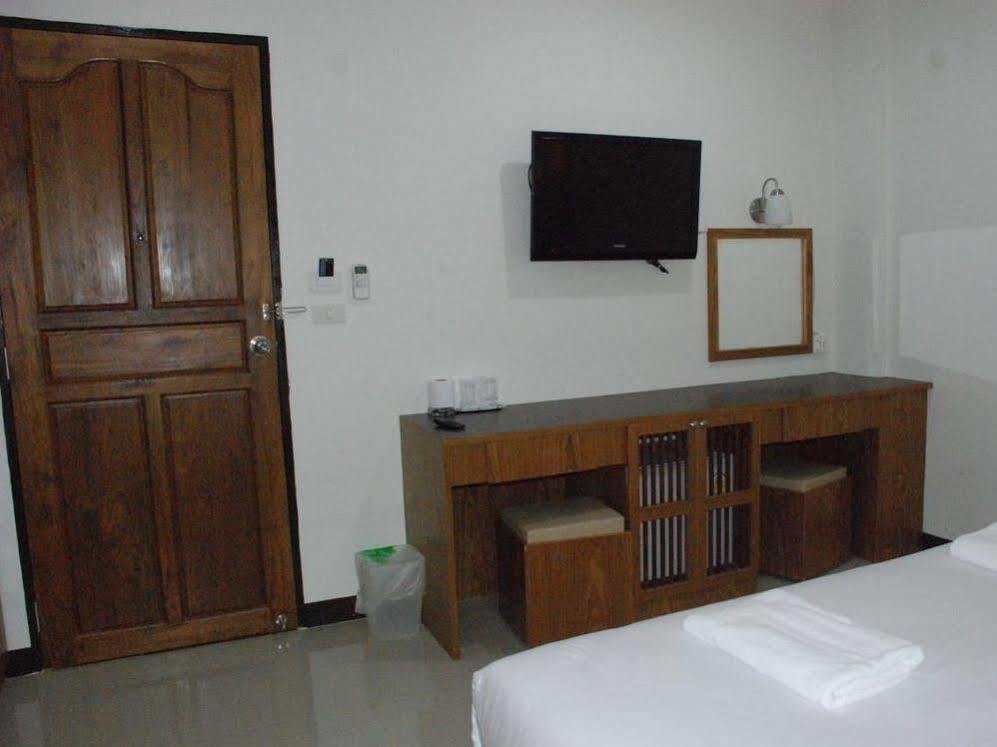 Ud Residence Udon Thani Buitenkant foto