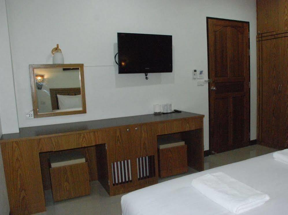 Ud Residence Udon Thani Buitenkant foto